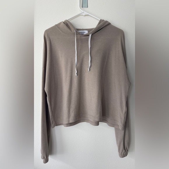 CJLA Cropped Hooded Sweatshirt - Size M - Picture 1 of 3